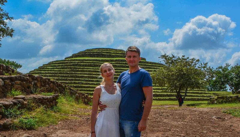 Guachimontones